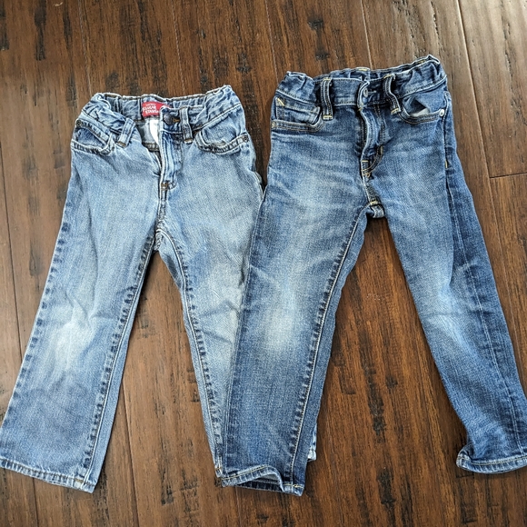Set of 3T jeans - Picture 1 of 4